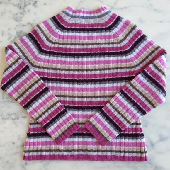 Wool Turtleneck Sweater with Multicolor Stripes with Knit Pattern. - Picture 4 of 6